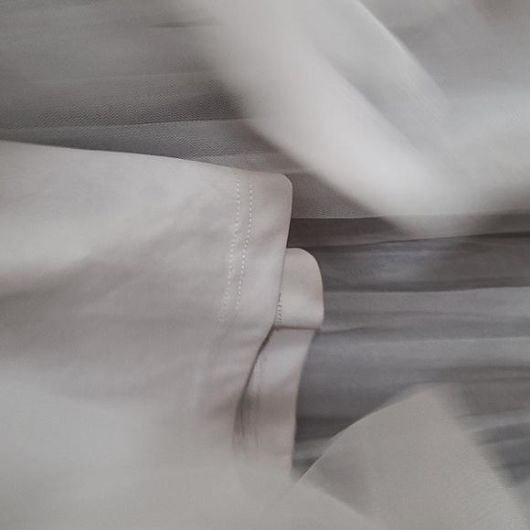 TLC Say Yes To The Prom Dress Juniors Gray Iridescent Stones Ruffly Layers Sz 7 - Picture 7 of 16